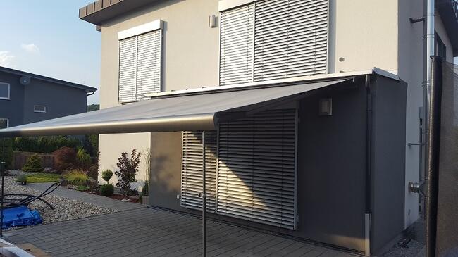 Markiza tarasowa z montażem Śląsk, Zagłębie i Podbeskidzie