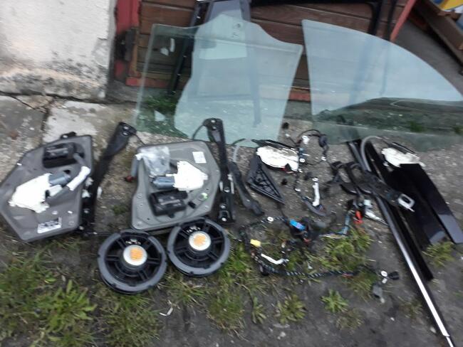 Kompletne drzwi prawa strona, przód, tył Skoda Superb II