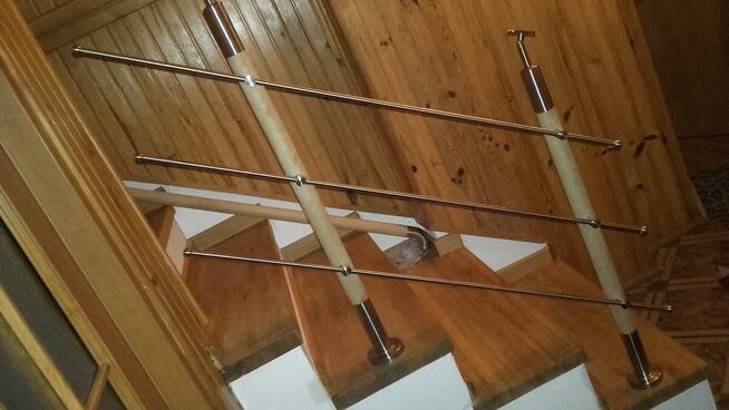 balustrady ze stali nierdzewnej oraz malowanej proszkowo