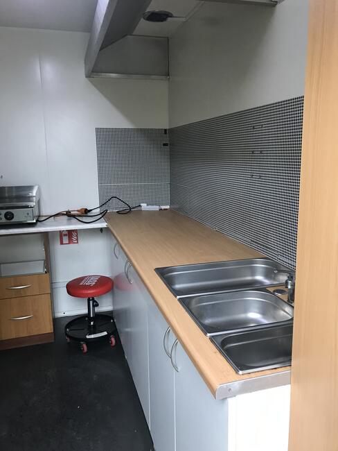 Przyczepa gastronomiczna wynajme