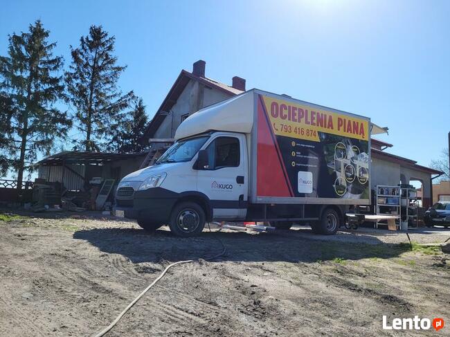 Ocieplenia pianką PUR, Piana, izolacja natryskowa poddasza