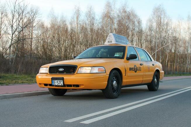 NYC LONDON TAXI Yellow cab auto na film wesele Sheriff