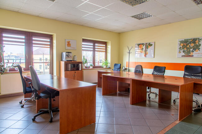 Lokale biurowe - Krosno Pużaka - wysoki standard, parking