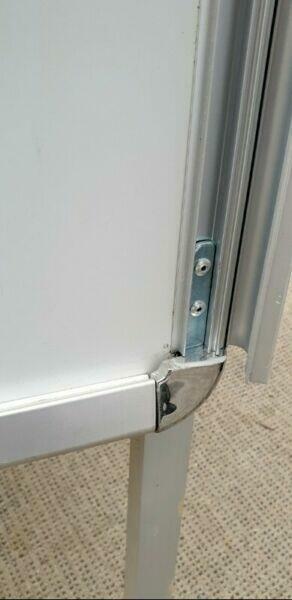 Aluminiowy dwustronny potykacz reklamowy B1 i A0