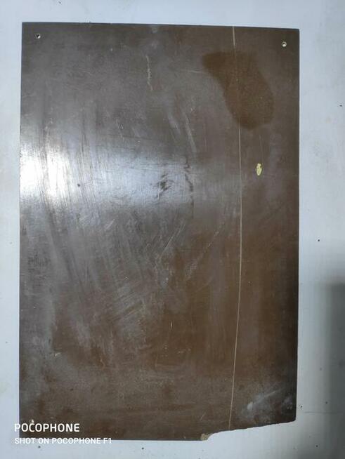 Tabliczka z czasów PRL-u