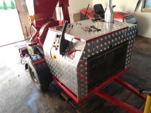 Ścinka wycinka drwal alpinista sekcyjna scinka drzew