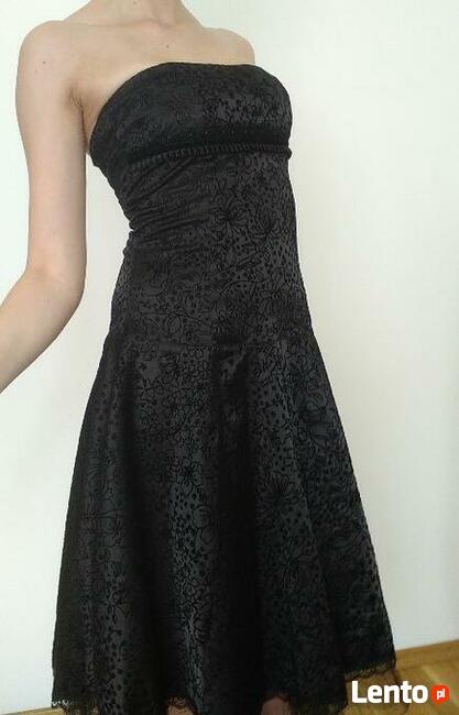 NOWA czarna rozkloszowana sukienka - S/36