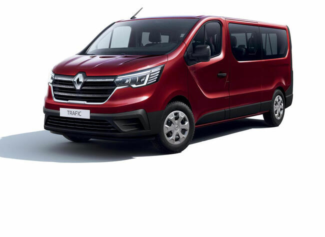 Wynajem busa BUS 9 osobowy wypożyczalnia RENAULT TRAFIC
