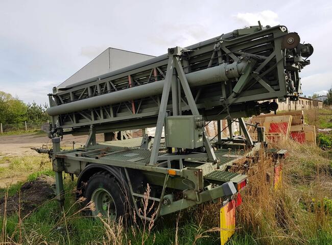 Militaria: Maszt 25m