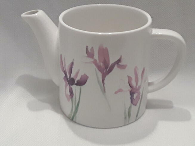 Dzbanek dzban kwiaty irysy dekoracja