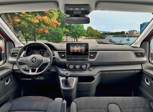 Wynajem busa BUS 9 osobowy wypożyczalnia RENAULT TRAFIC