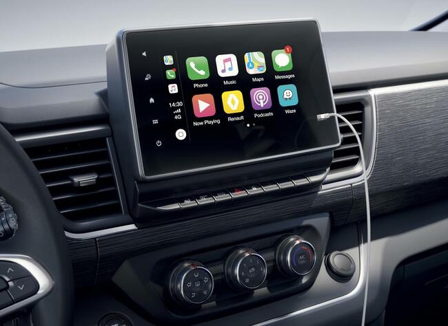 Wynajem busa BUS 9 osobowy wypożyczalnia RENAULT TRAFIC