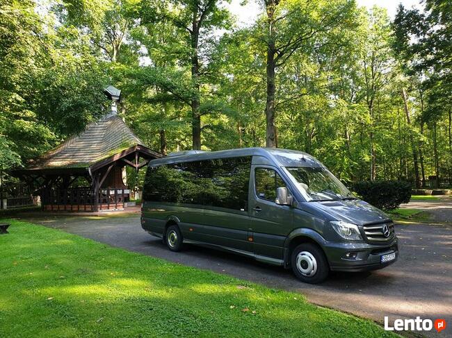 Przewóz osób Sosnowiec wynajem busów Katowice busy Dąbrowa G