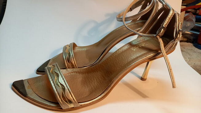Buty damskie