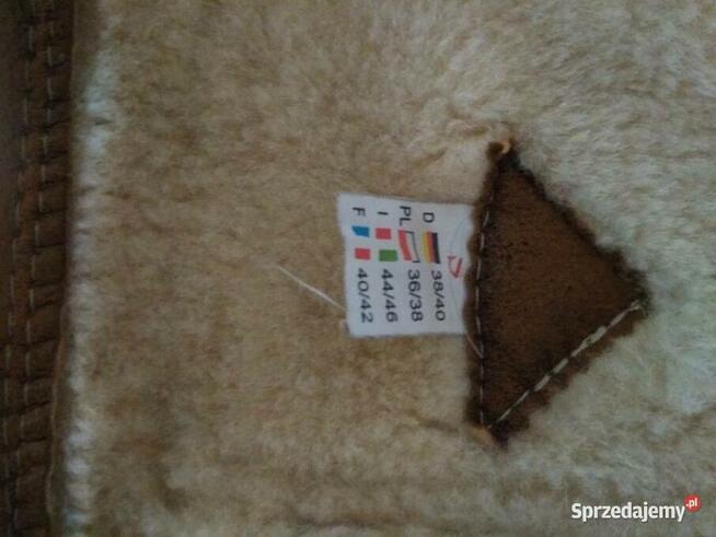 Kożuszek z baraniej skóry