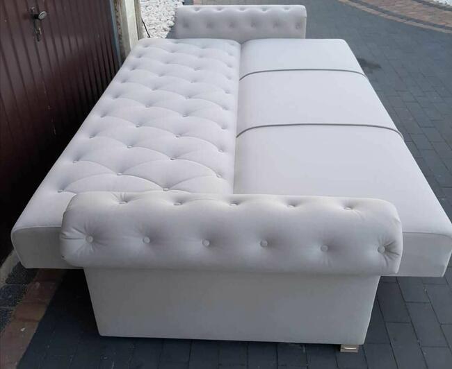 Sofa ala chesterfield głęboko pikowana glamour z f spania