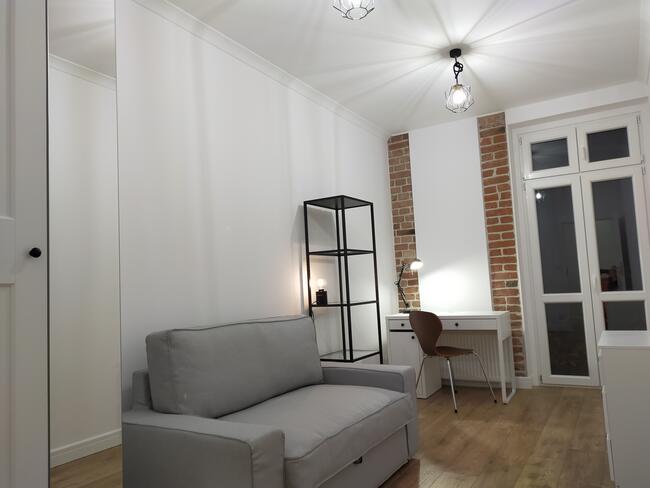 Pokoje jednoosobowe Centrum STANDARD BARDZO WYSOKI