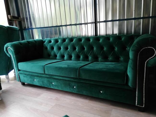 Sofa glamour z f spania chesterfield butelkowa zielen