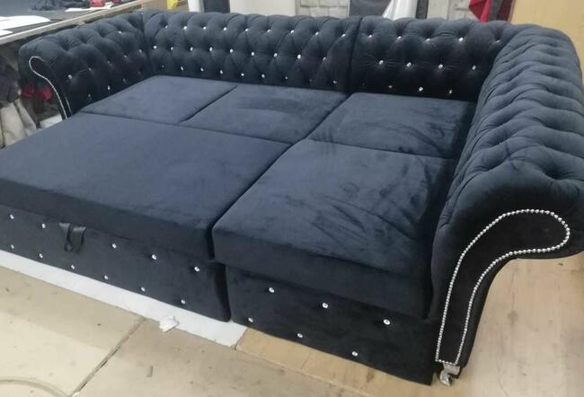 Narożnik glamour głęboko pikowany chesterfield nogi chrom