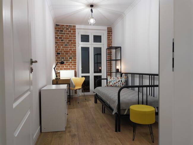 Pokoje jednoosobowe Centrum STANDARD BARDZO WYSOKI