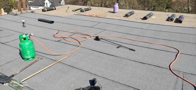 Krycie papą termozgrzewalną dachy