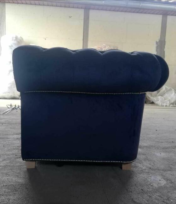 Sofa chesterfield kołatki głębokie pikowania glamour