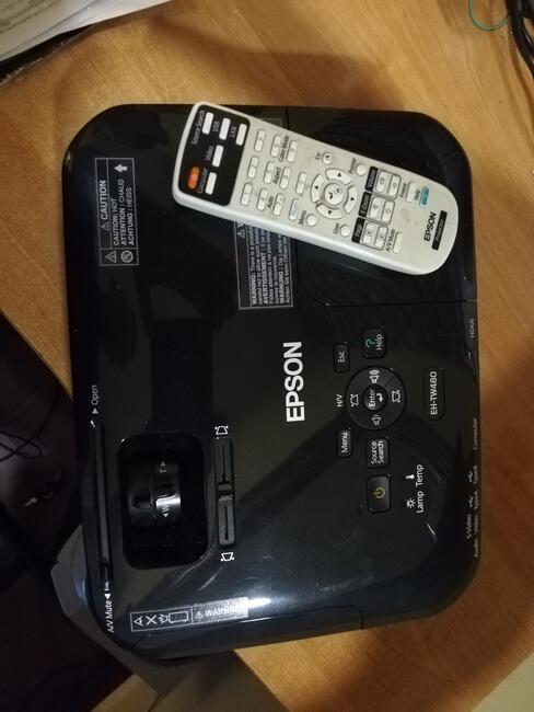 Sprzedam projektor EPSON