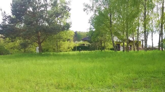 Działka...ładnie , tanio i szybko.