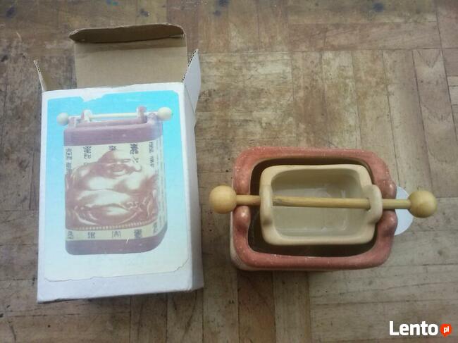 Podgrzewacz i minutnik po 10 zł.