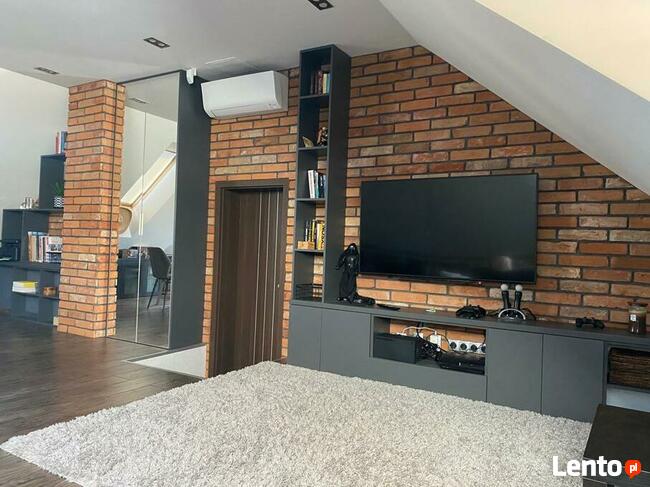 Płytki z cegły naturalnej