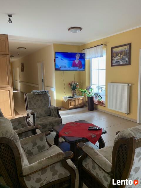 Dom Opieki Tęczowa Dolina