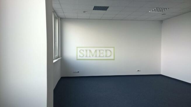 Otwarta przestrzeń w byłej fabryce Włochy