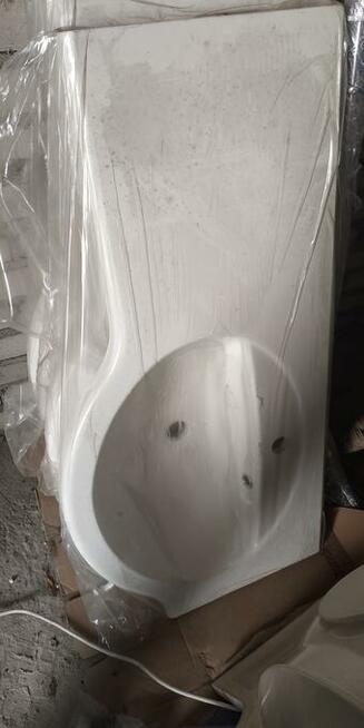 Umywalki konglomerat