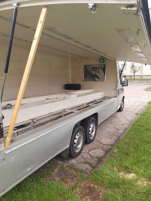 remonty i naprawy kontenerów i ram samochodów dostawczych i