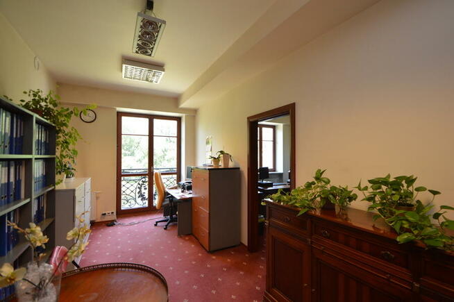 350 m2 I całe piętro I Konstancin I Kamienica