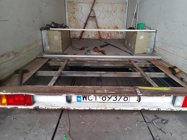 remonty i naprawy kontenerów i ram samochodów dostawczych i