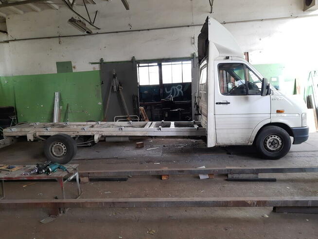 remonty i naprawy kontenerów i ram samochodów dostawczych i