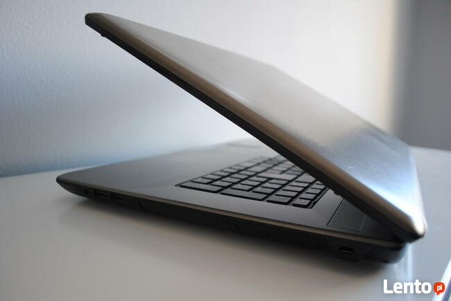 Laptop dotykowy, 17 cali, SSD, Windows 11