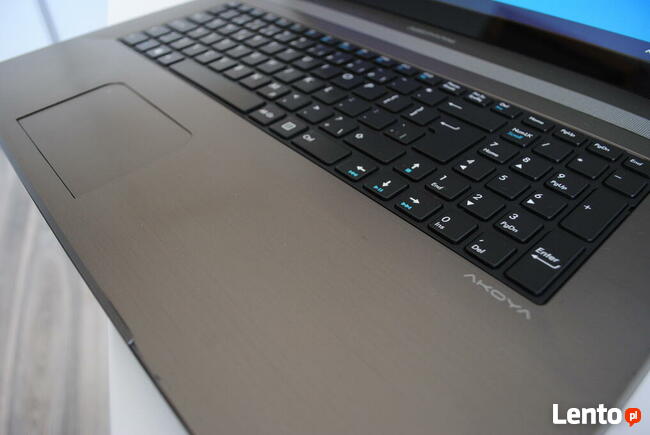 Laptop dotykowy, 17 cali, SSD, Windows 11