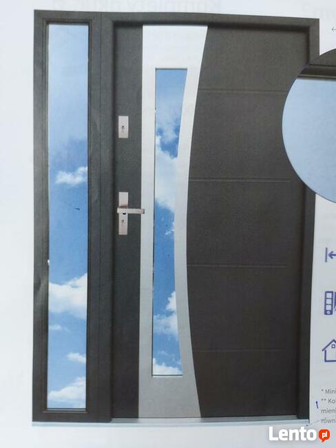 Drzwi wejściowe zewnętrzne