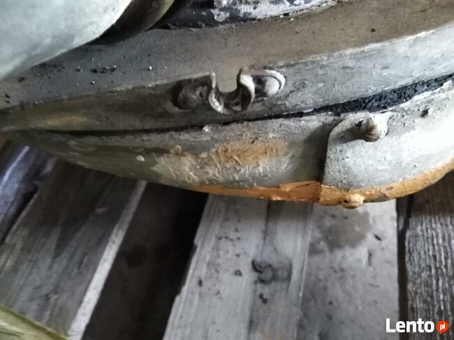 Renowacja i odbudowa śmigieł samolotu części na ekspozycje .