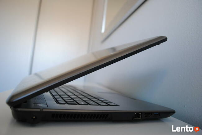 Laptop dotykowy, 17 cali, SSD, Windows 11