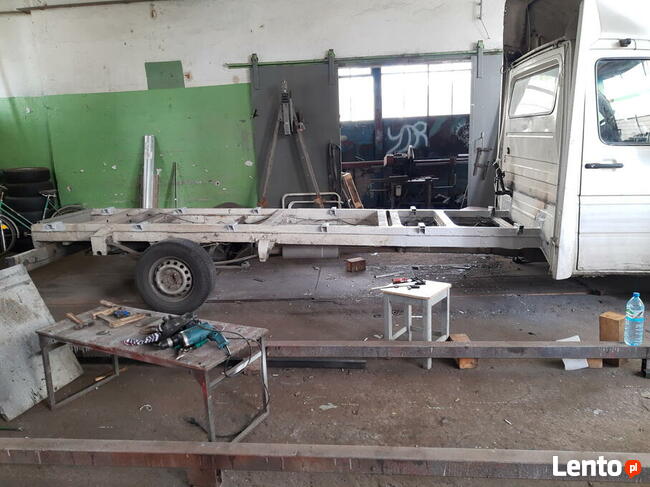 remonty i naprawy kontenerów i ram samochodów dostawczych, c