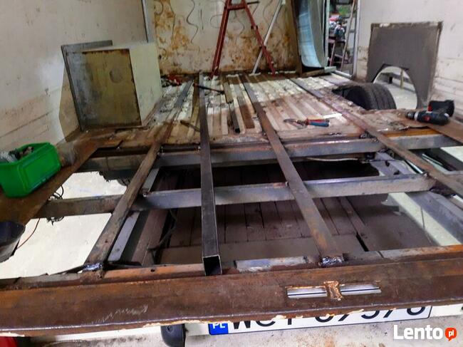 remonty i naprawy kontenerów i ram samochodów dostawczych, c