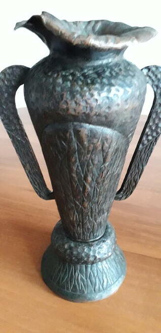 Wazon z brązu ręcznie kuty antyk