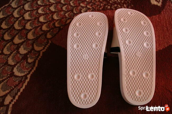 Klapki na basen Be Quiet! Nowe rozmiar 44