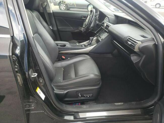 Lexus IS 2018, 2.0L, po gradobiciu