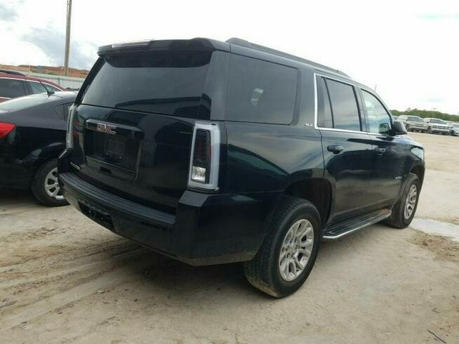 GMC Yukon 2016, 5.3L, SLE, po gradobiciu