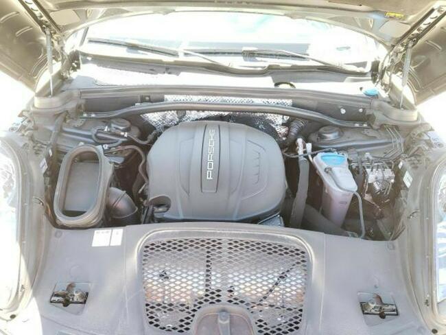 Porsche Macan 2018, 2.0L, 4x4, od ubezpieczalni