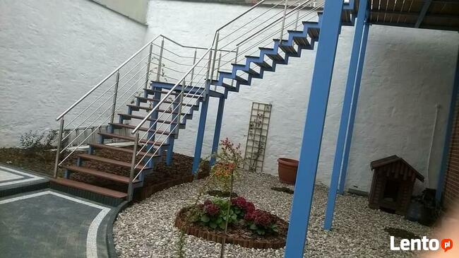 Tarasy i schody na konstrukcji stalowej